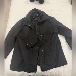 Jones New York Women's Black Raincoat